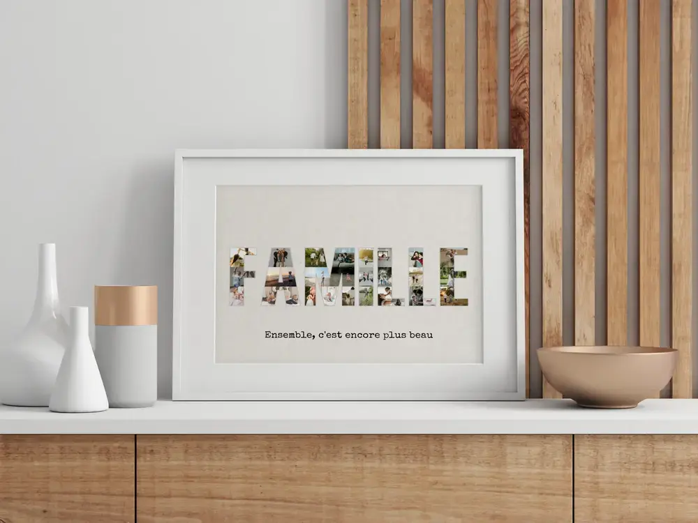 Collage photo en lettres dans un cadre blanc sur un buffet en bois, un cadeau personnalisé pour la famille