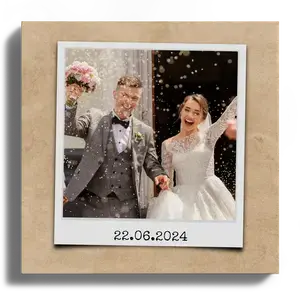 Photo Polaroid Mariage Unique – Immortalisez Votre Grand Jour avec Dates et Textes